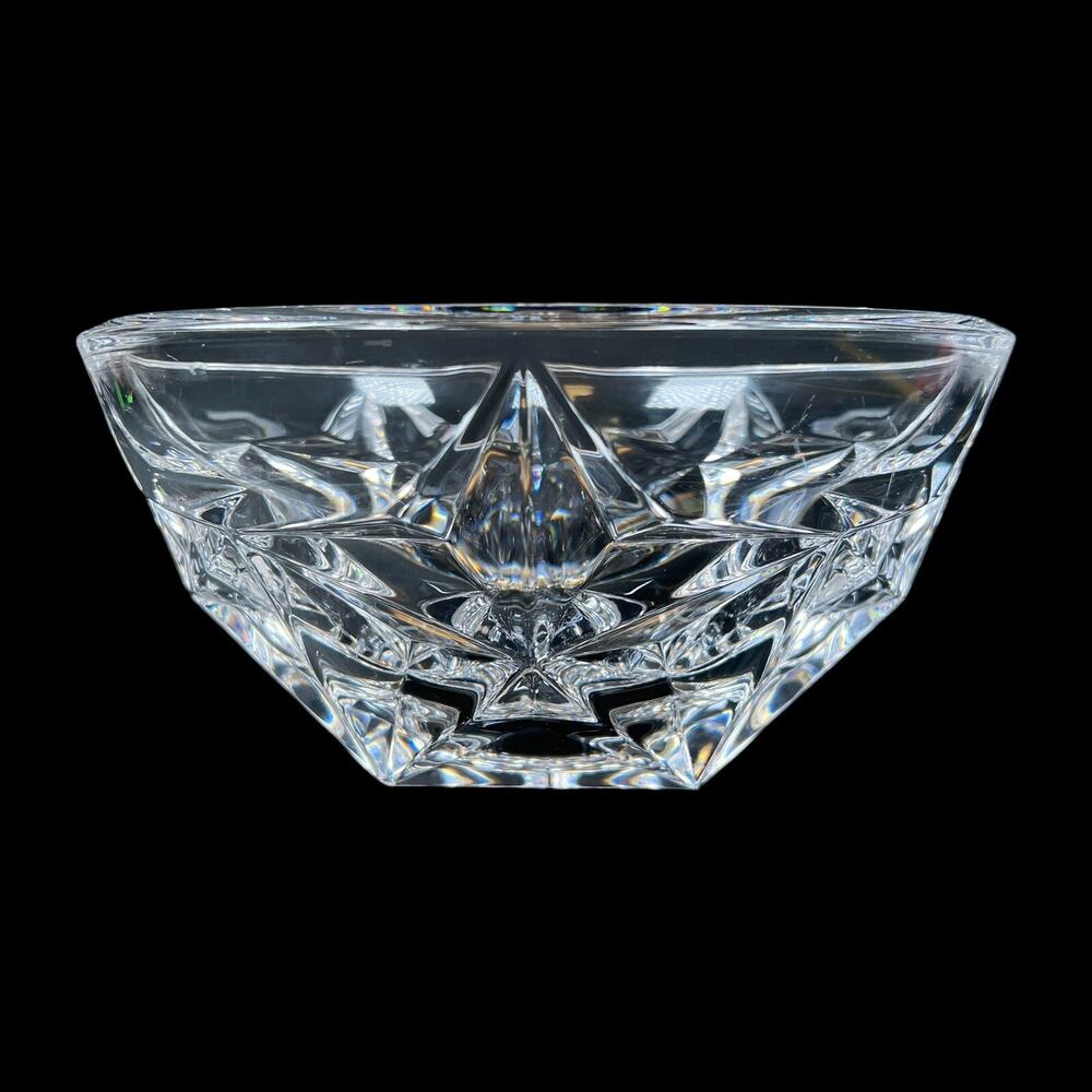 9” Tiffany & Co Crystal glass Bowl Star Pattern Raised Relief Nautical Signed